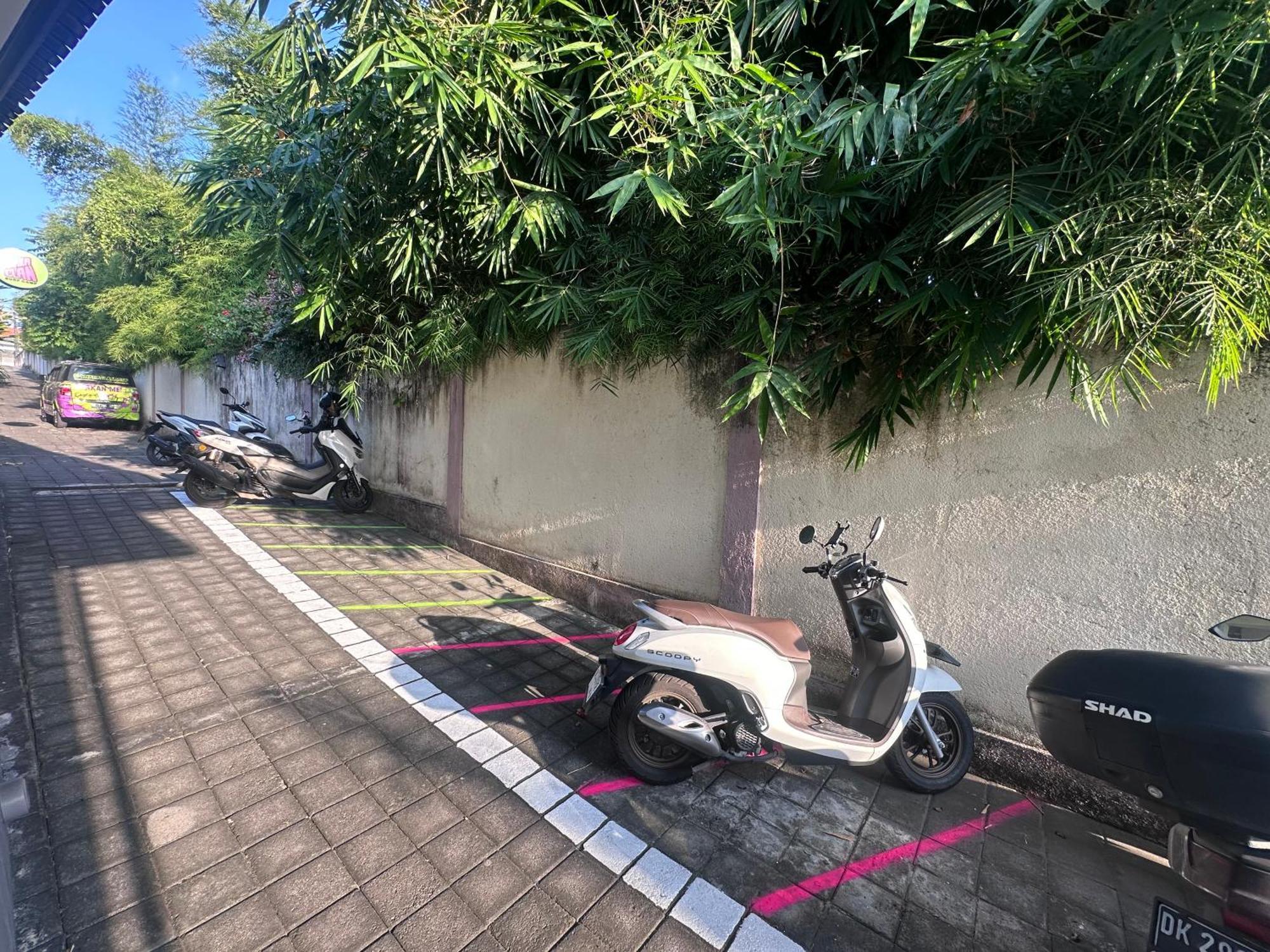 Shaka Clan Surf Hotel Canggu  Luaran gambar